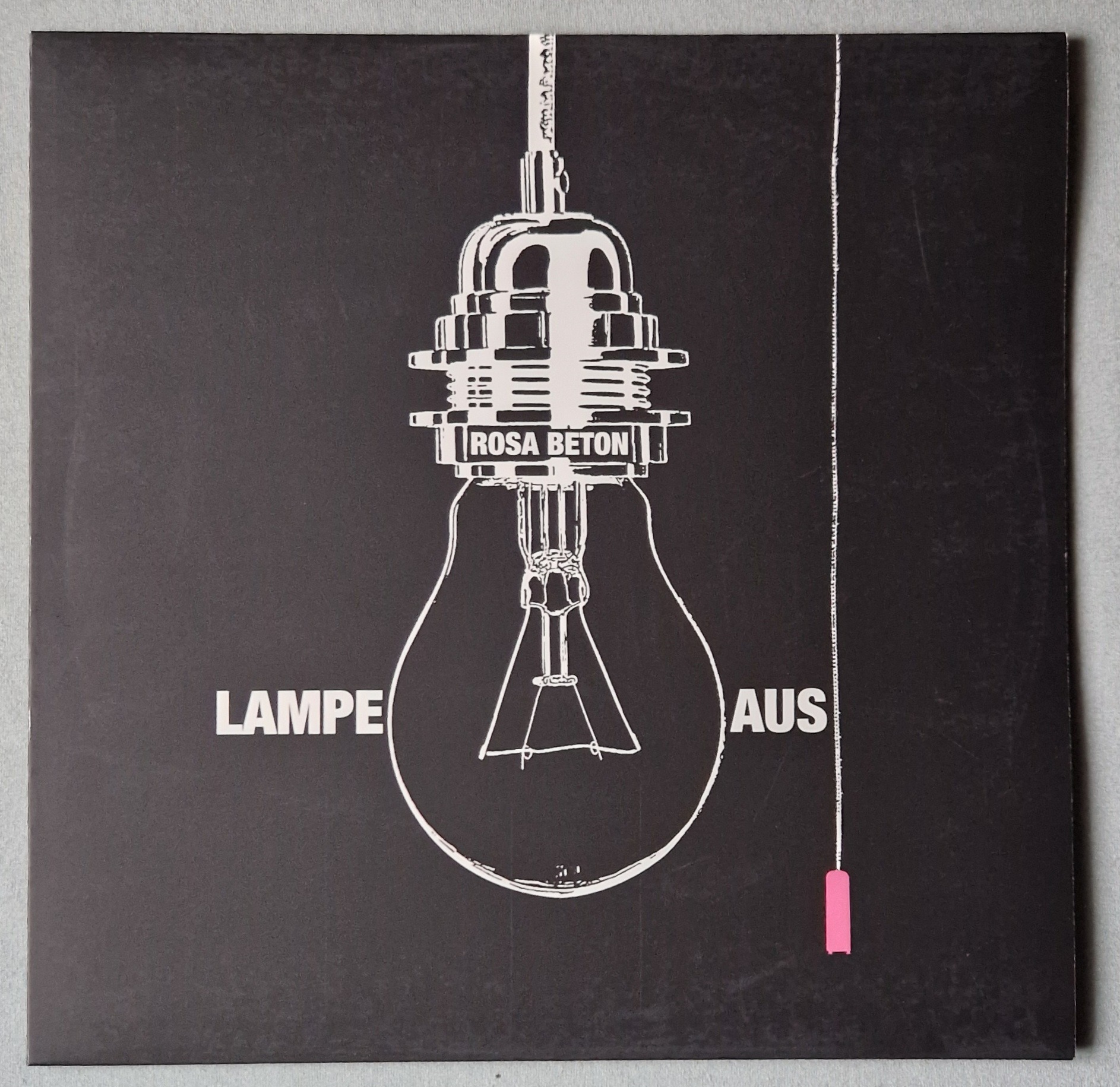 ROSA BETON - Lampe aus - LP